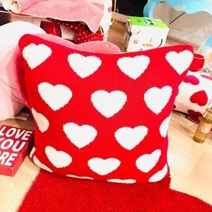 Set of 2: Valentine Accent Pillows
